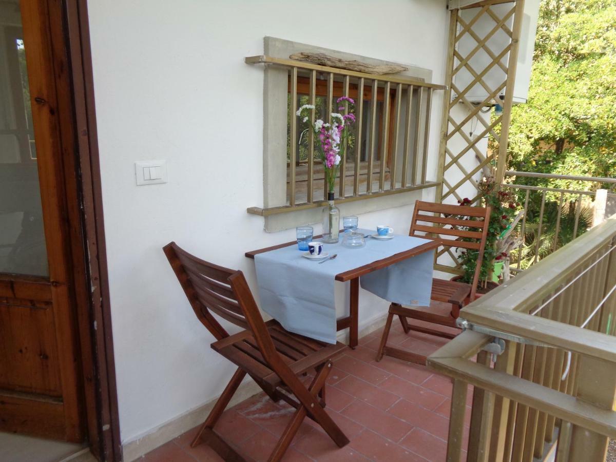 Apartmán La Casa Di Nina Quercianella Exteriér fotografie